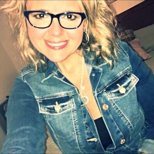 Meet your Posher, Dawn